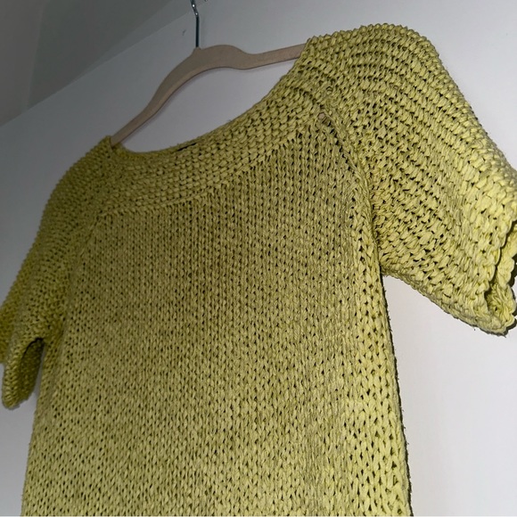 Cute green t-shirt - Picture 3 of 3